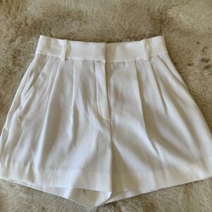 Aritzia Babaton Pleated White Shorts